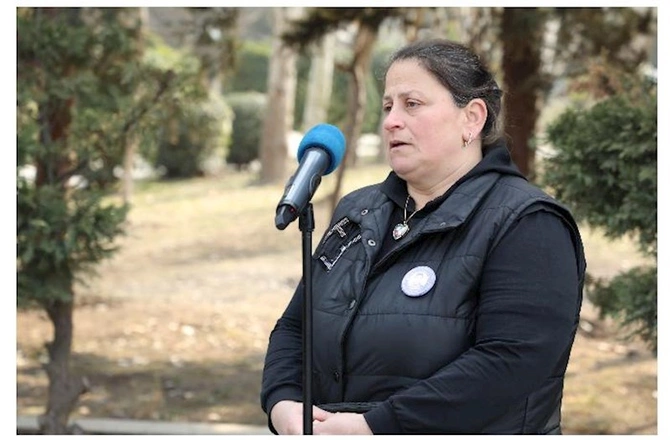 Nur şəhərinin sahibkarlarını Açıq mikrofona gətirən səbəblər — FOTO Nur şəhərinin sahibkarlarını Açıq mikrofona gətirən səbəblər — FOTO