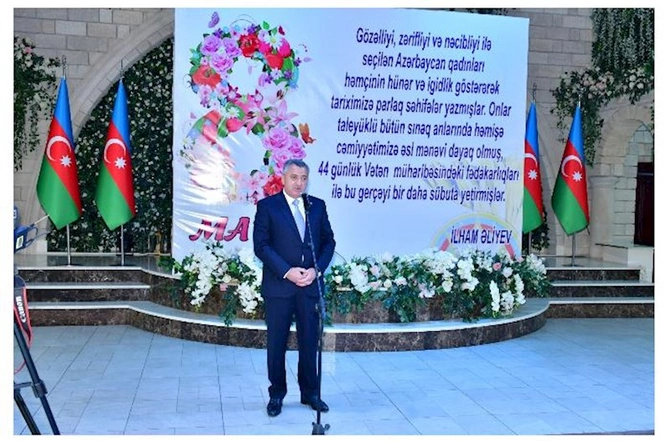 Abşeronda şəhid ailələrinin xanım üzvləri üçün bayram tədbiri keçirildi — FOTOLAR Abşeronda şəhid ailələrinin xanım üzvləri üçün bayram tədbiri keçirildi — FOTOLAR