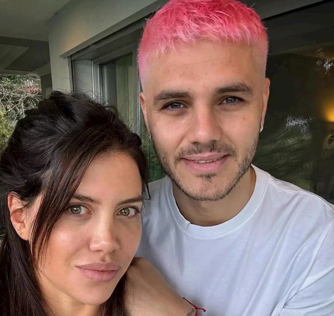 İkardi 8 Marta görə saçını çəhrayıya boyadı — FOTO