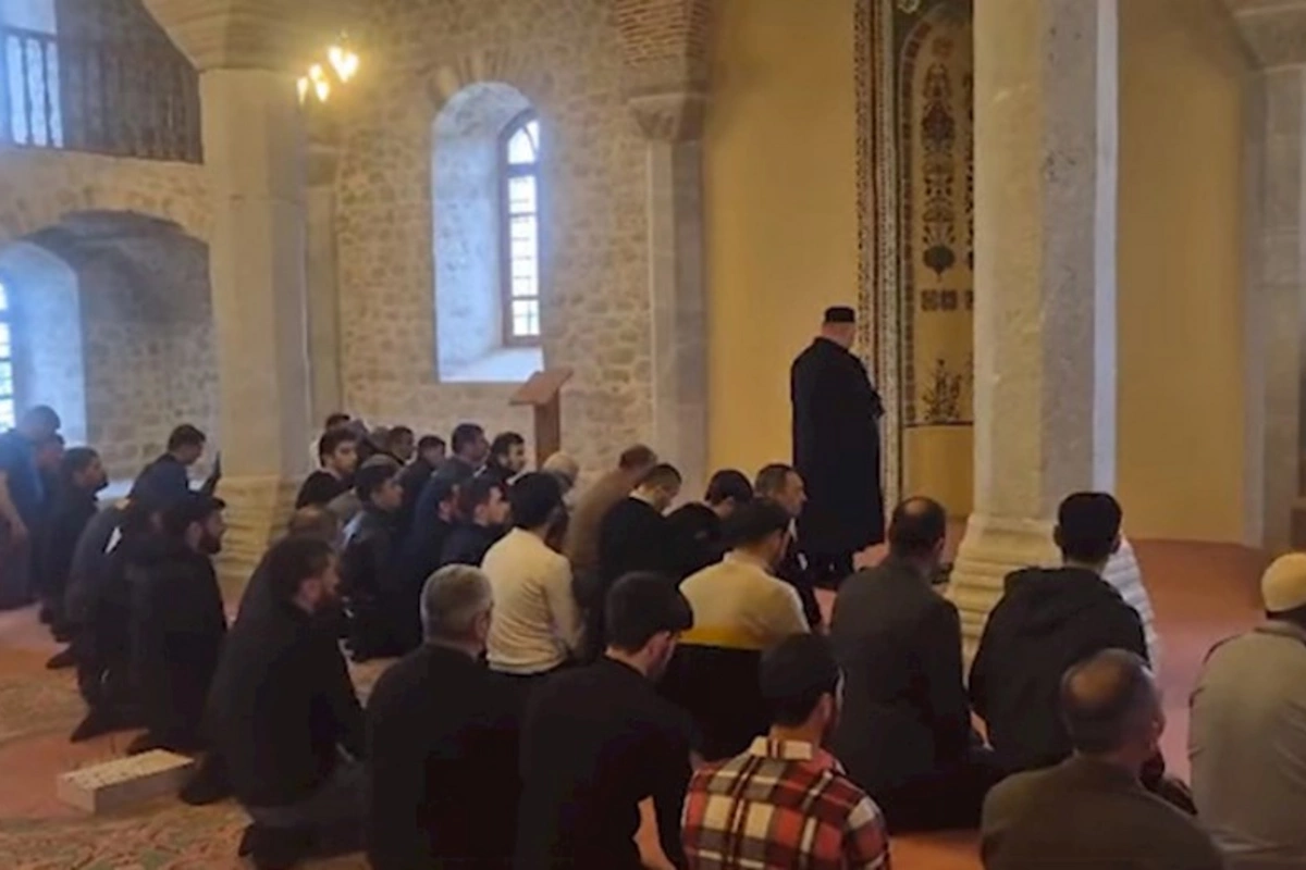 Şuşada bayram namazı qılındı — VİDEO