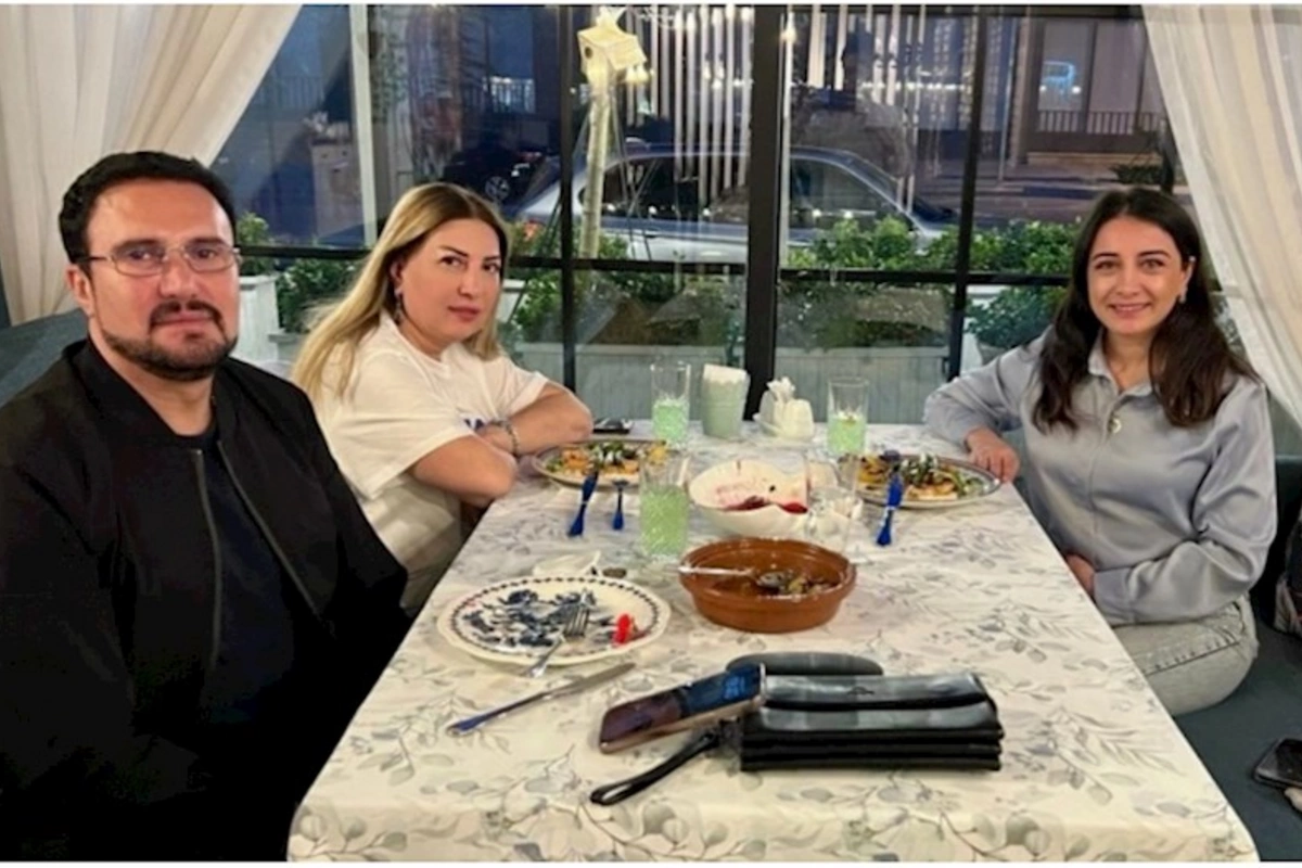 Nadir gəlini ilə bayram süfrəsində — FOTOLAR