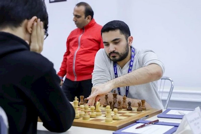 Kişi şahmatçılar arasında Azərbaycan çempionatına start verilib — FOTOLAR Kişi şahmatçılar arasında Azərbaycan çempionatına start verilib — FOTOLAR