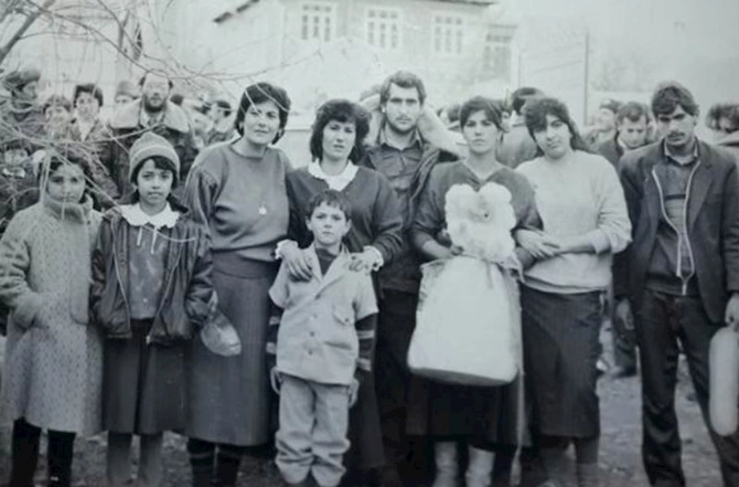 “Kimin evinin bünövrəsi varsa bərpa olunur, Xocalıya da ilk onlar köçəcək” — FOTO