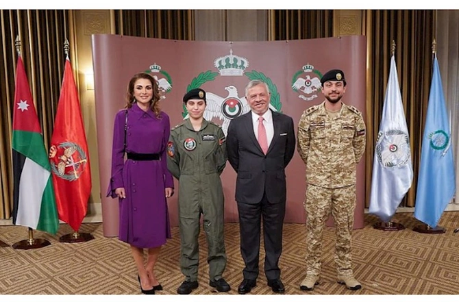 İordaniya şahzadəsi bir gecədə İranın 6 PUA-sını vurub — FOTO