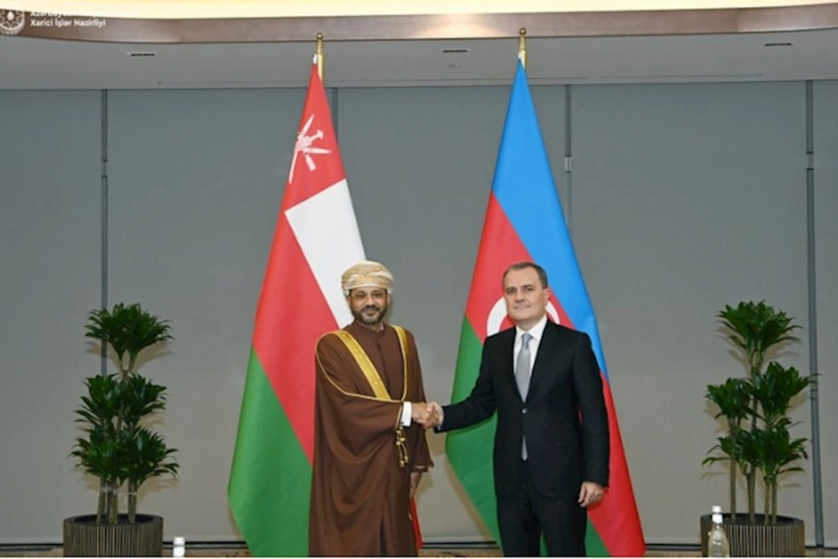 Ceyhun Bayramov omanlı həmkarı ilə görüşdü — FOTO