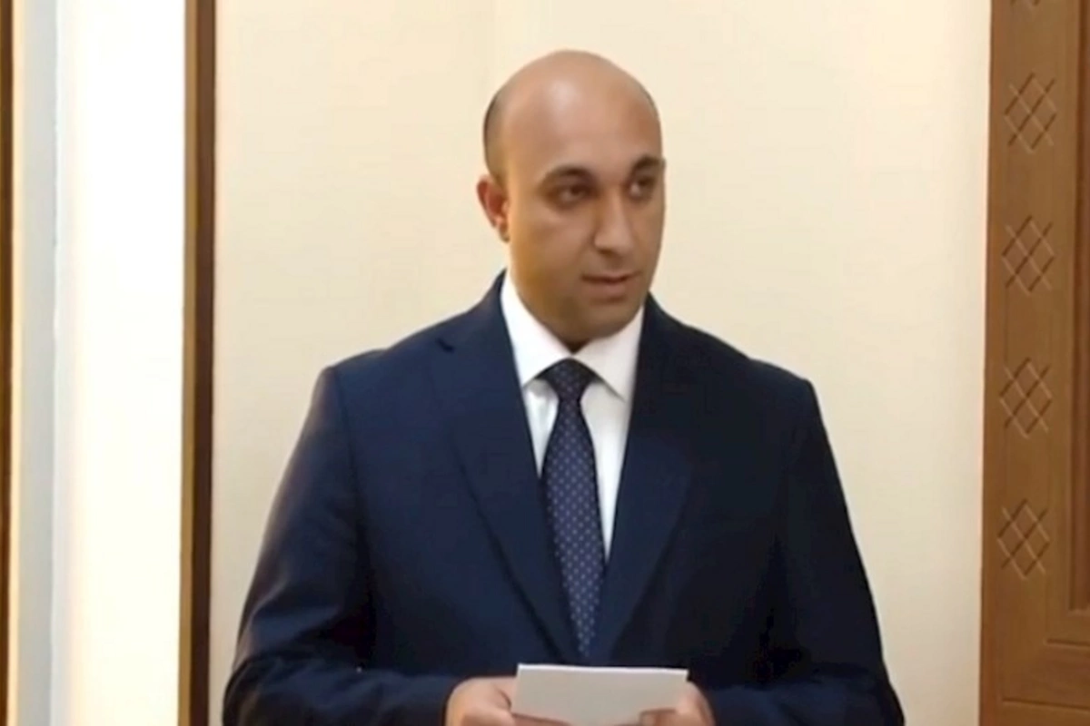 Sabiq nazir: “2300 maaşım idi, ayda 15 min manat paket alırdım”