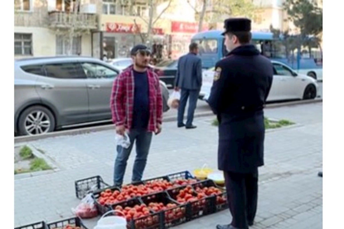 Küçə ticarəti ilə məşğul olanlar CƏRİMƏLƏNDİ — FOTO