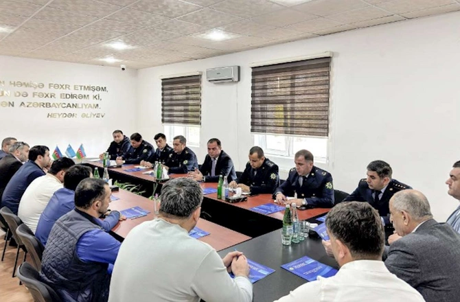 Xarici ticarət iştirakçıları ilə növbəti görüş keçirildi — FOTO