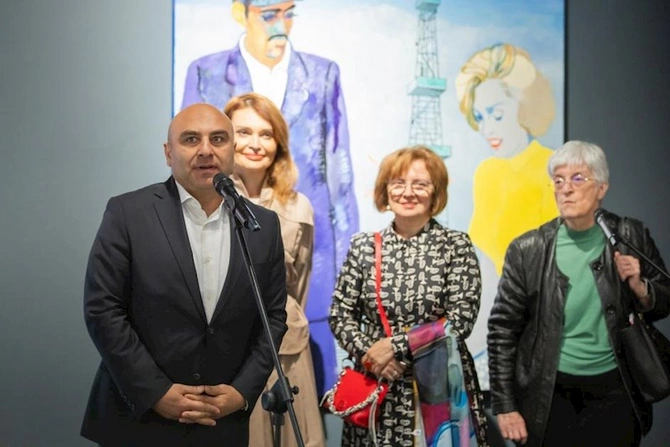 Venesiya Biennalesində Azərbaycan pavilyonunun açılışı olub — FOTOLAR Venesiya Biennalesində Azərbaycan pavilyonunun açılışı olub — FOTOLAR