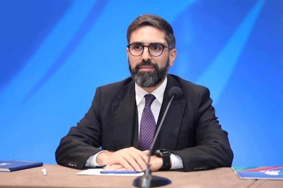 “Mən kral deyiləm...” — Rövşən Nəcəf