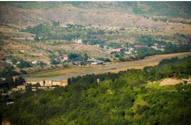 İran səfirinin saxtakarlığı: Xülyadan ayılmayan erməni lobbisinin oxşarı — TƏHLİL (FOTO)