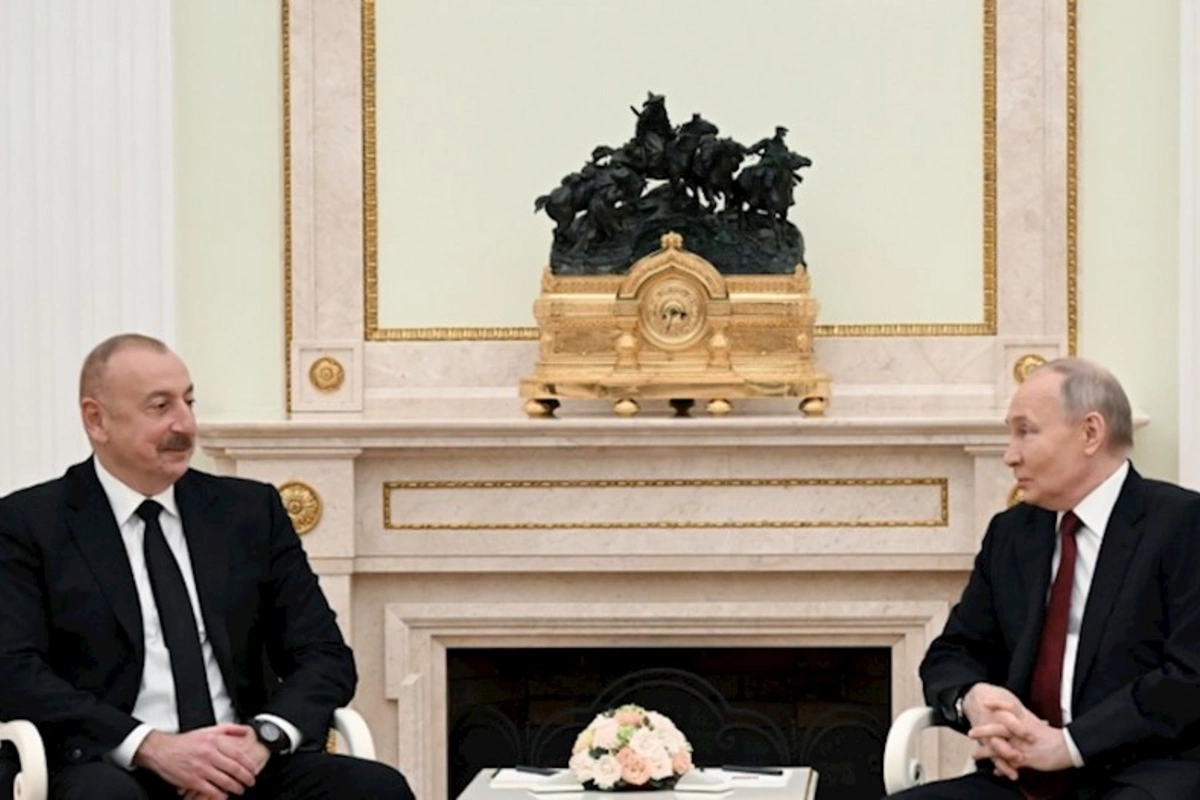 İlham Əliyevin Putinlə təkbətək görüşü olub — YENİLƏNİB (VİDEO)