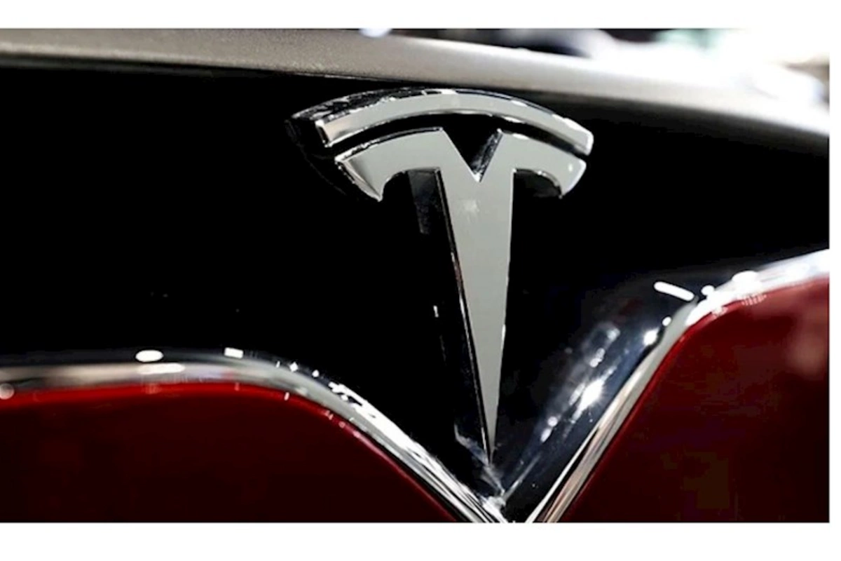 “Tesla” 400 işçisini ixtisar etməyi planlaşdırır