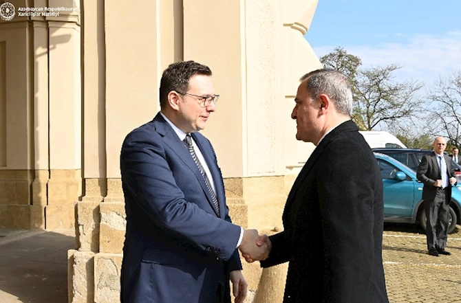 Ceyhun Bayramov çexiyalı həmkarı ilə görüşdü — FOTO