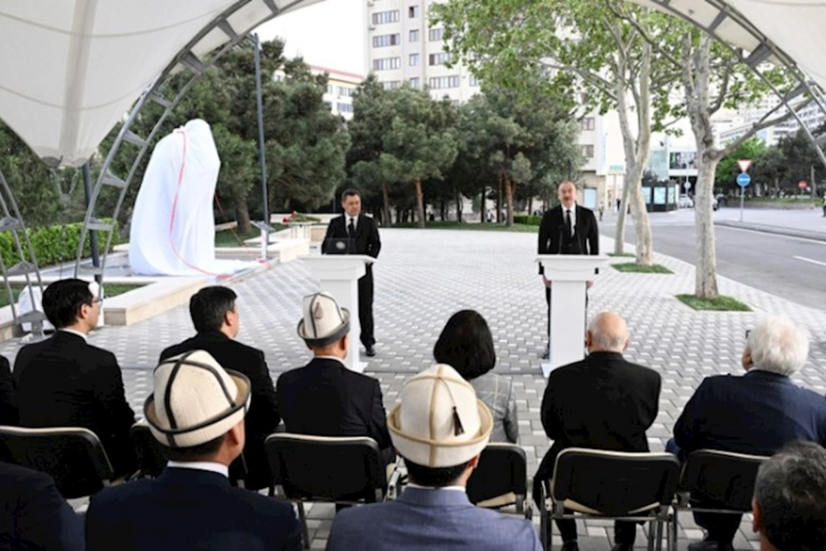 Prezidentlər Çingiz Aytmatovun abidəsinin açılış mərasimində iştirak ediblər — YENİLƏNİB