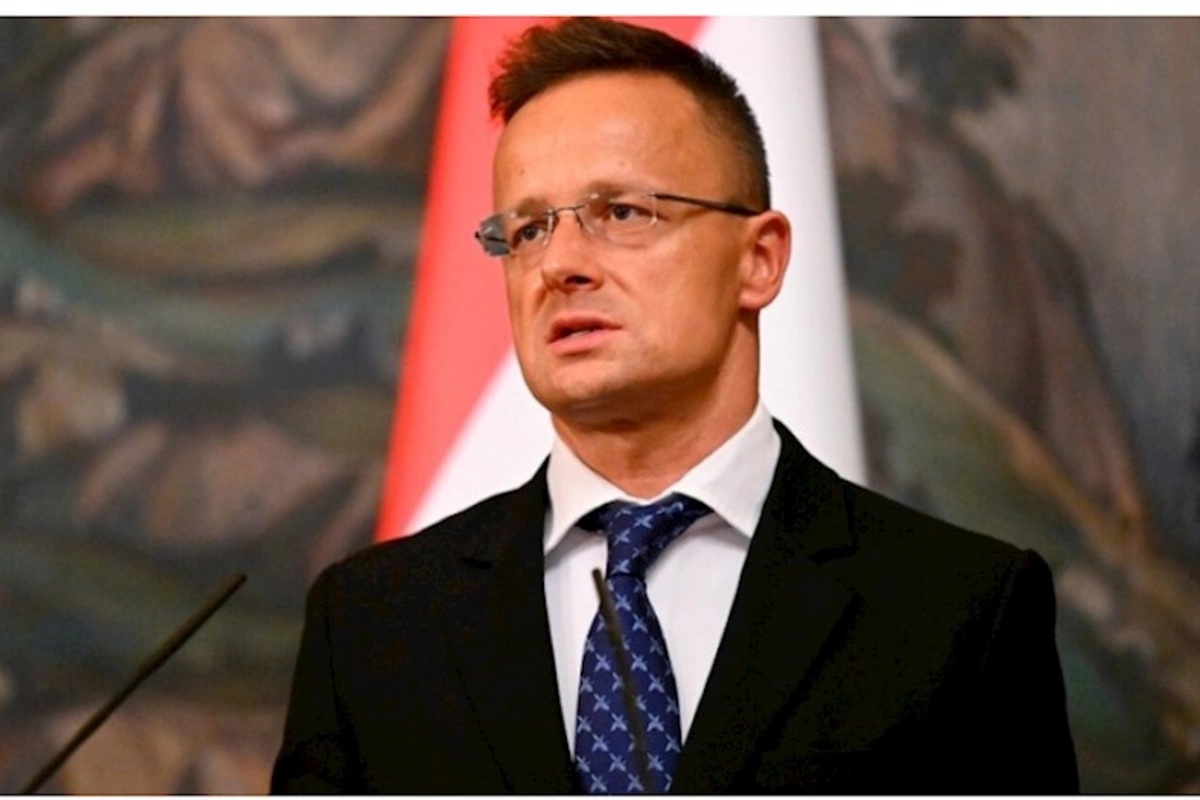 Macarıstan XİN rəhbəri Azərbaycana gəlir