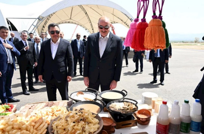 Prezidentlər Ağdamda məktəbin təməlqoyma mərasimində — FOTOLAR
