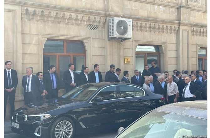 Elmira Süleymanova dəfn olundu — FOTO (YENİLƏNİB)