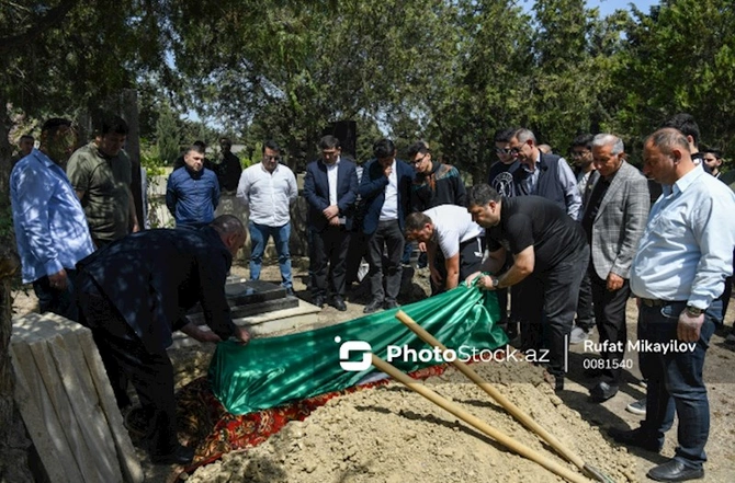 Nəsib Quliyev dəfn edildi — FOTOLAR Nəsib Quliyev dəfn edildi — FOTOLAR