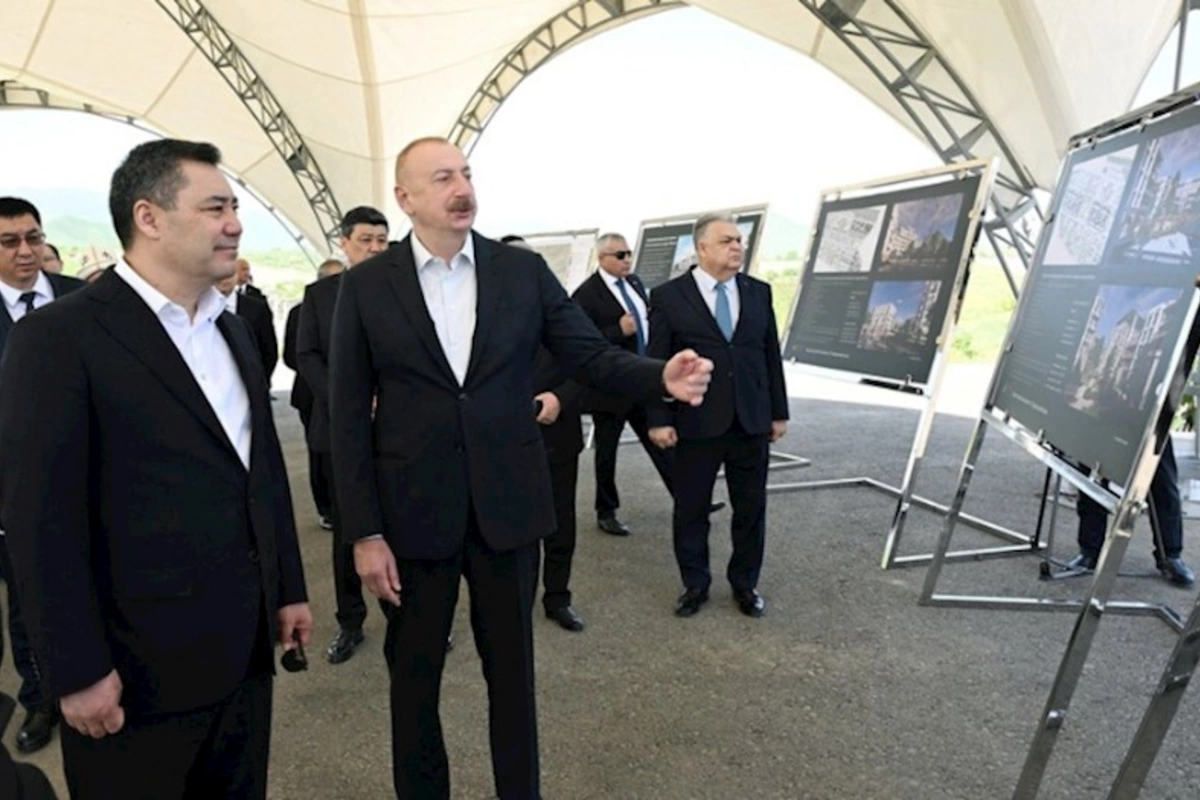 Prezidentlər Füzulinin Baş planı ilə tanış oldular — FOTOLAR (YENİLƏNİB)