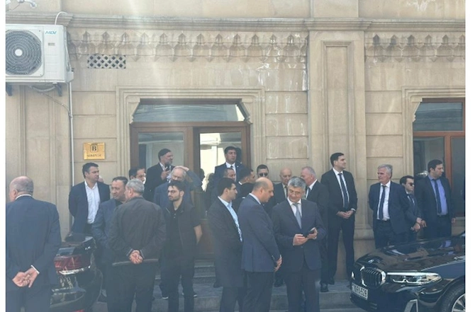 Elmira Süleymanova dəfn olundu — FOTO (YENİLƏNİB)
