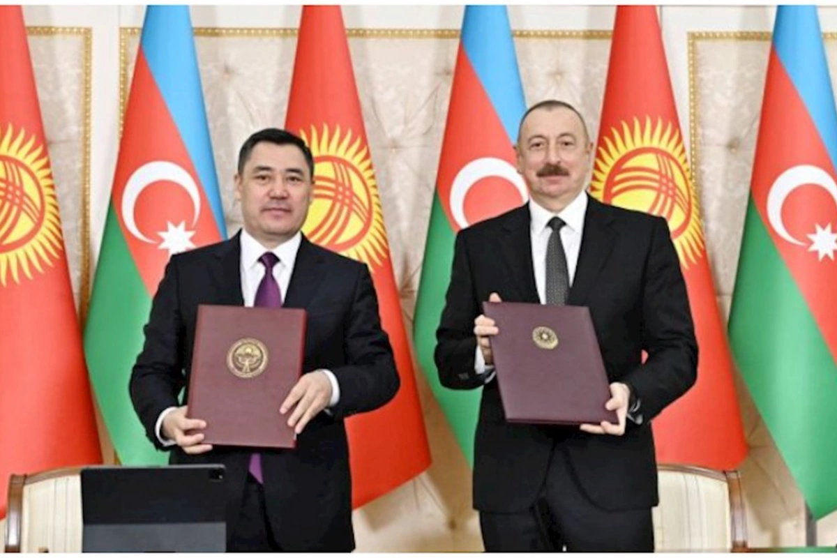 Azərbaycan parlaq gələcəyini inamla qurur