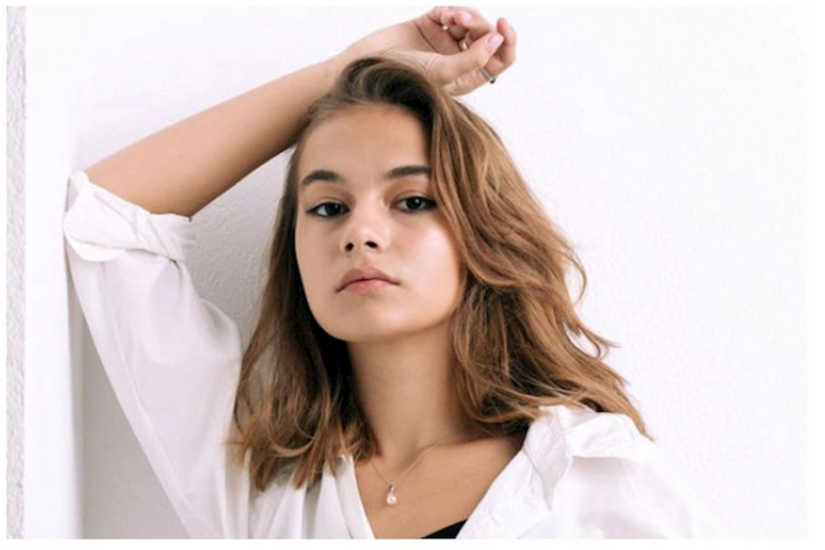 Bakıda 21 yaşlı model faciəli şəkildə öldü — FOTO