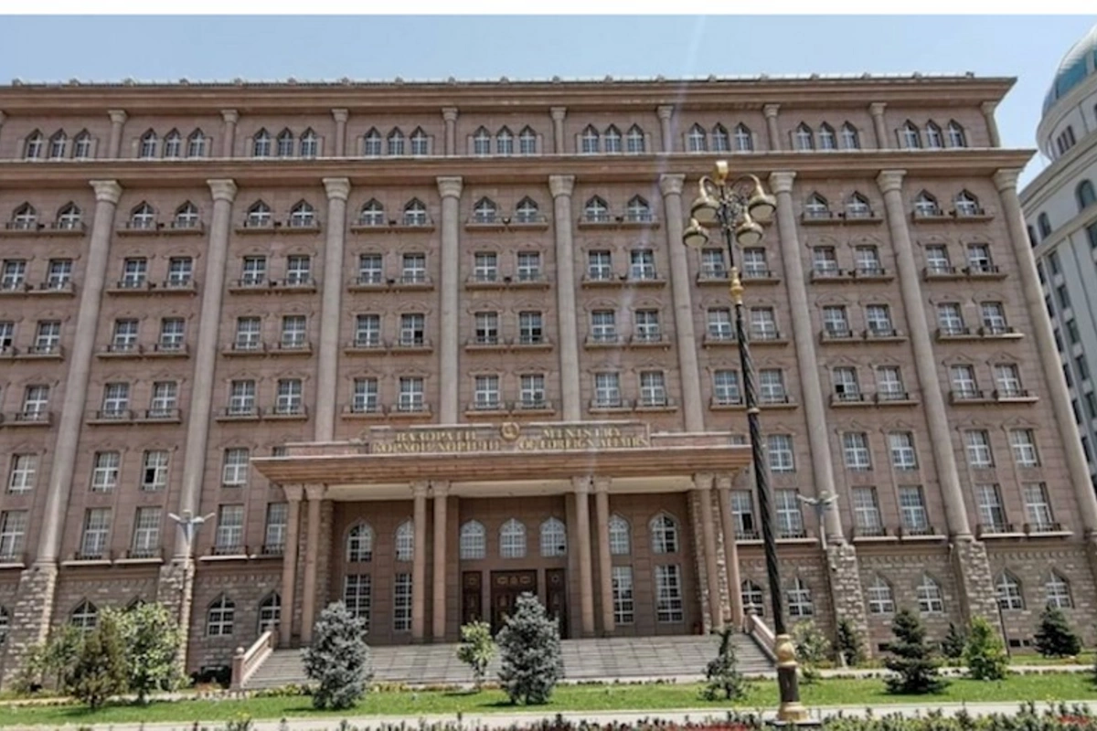 Tacikistan XİN vətəndaşlarına Rusiyaya səfər etməməyi tövsiyə edib