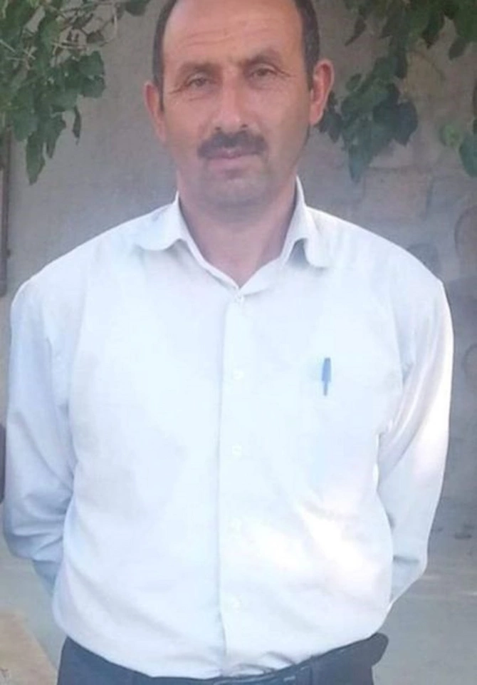 Sədərəkdəki partlayışda həlak olan mülki şəxslərin FOTOLARI Sədərəkdəki partlayışda həlak olan mülki şəxslərin FOTOLARI