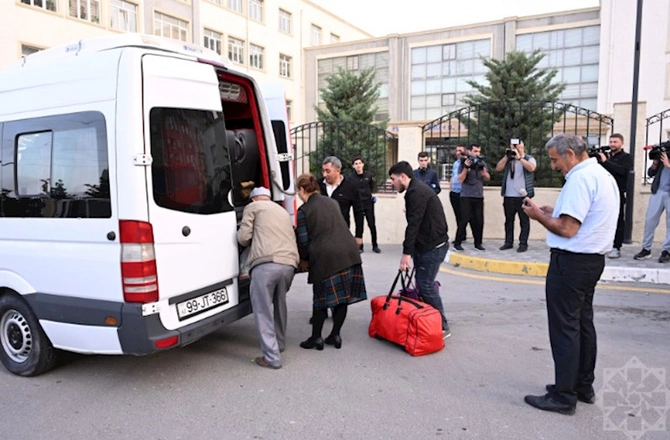 Füzuliyə növbəti köç — FOTOLAR