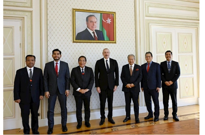 İlham Əliyev Malayziyanın Parlament Senatının prezidentini qəbul etdi — FOTOLAR (YENİLƏNİB)