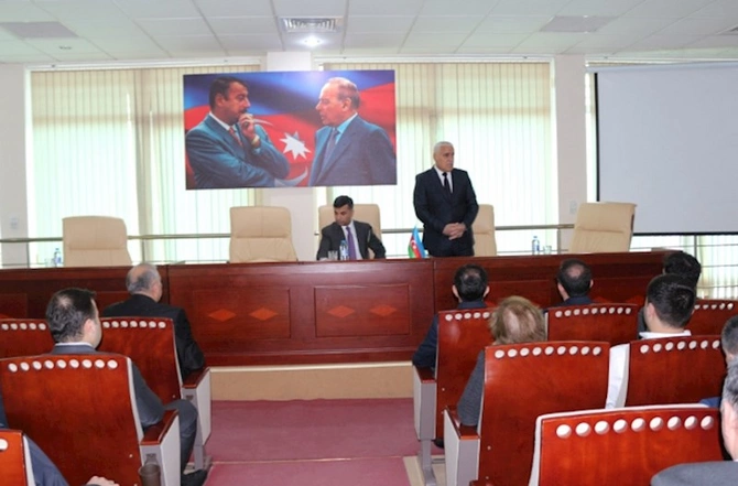 YAP Xətai rayon təşkilatında partiya sıralarına yeni qəbul olunanlara üzvlük vəsiqələri təqdim olundu — FOTO