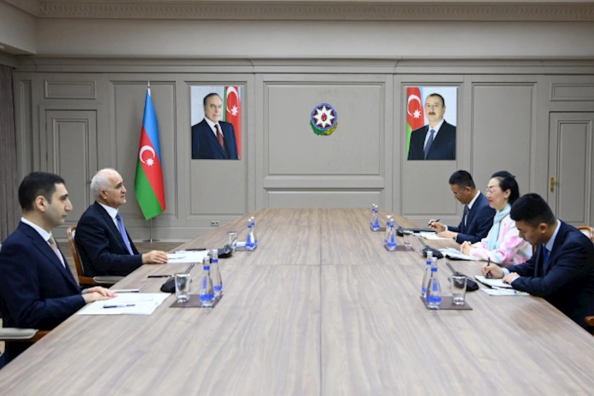 Şahin Mustafayev Çinin Azərbaycandakı səfiri ilə görüşdü