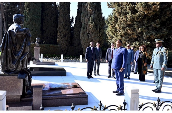 Konqo Prezidenti Heydər Əliyevin xatirəsini anıb