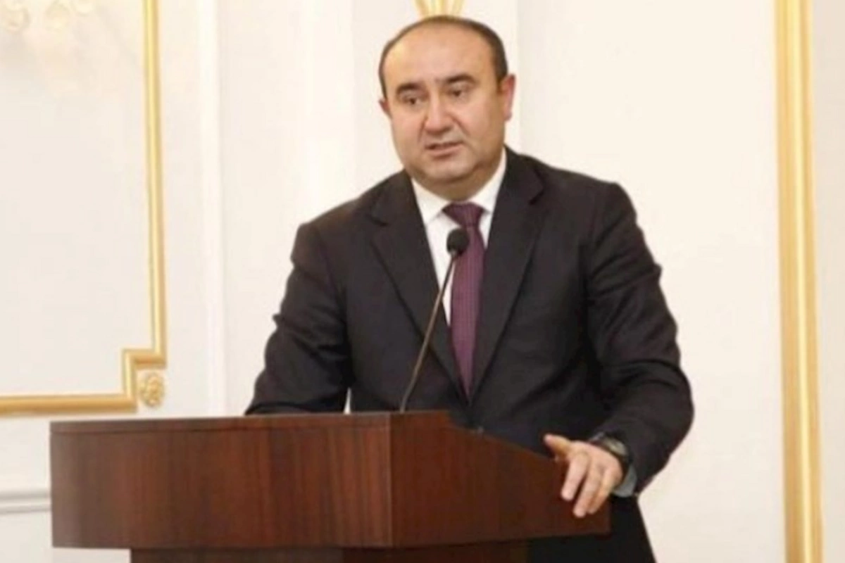 Prezident tanınmış siyasətçi ilə bağlı SƏRƏNCAM İMZALADI