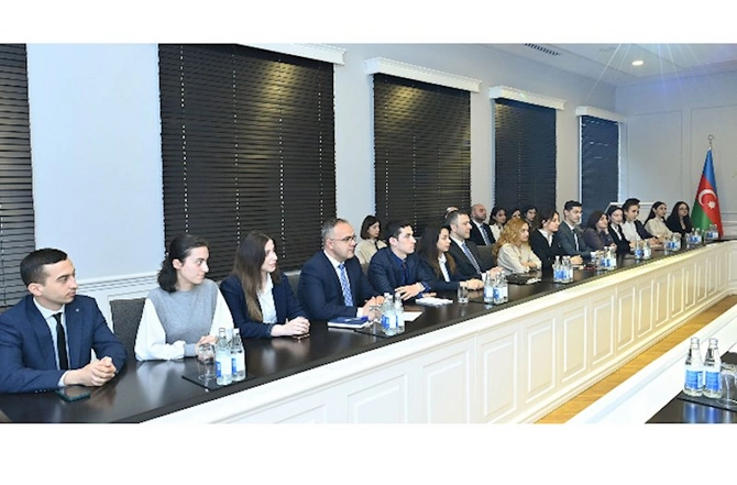 Emin Əmrullayev “Maarifçi”lərlə görüşdü — FOTOLAR