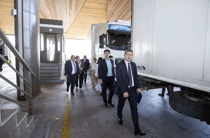 QHT nümayəndələri sərhədkeçmə prosesləri ilə əyani şəkildə tanış oldular — FOTOLAR