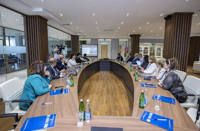 QHT nümayəndələri sərhədkeçmə prosesləri ilə əyani şəkildə tanış oldular — FOTOLAR