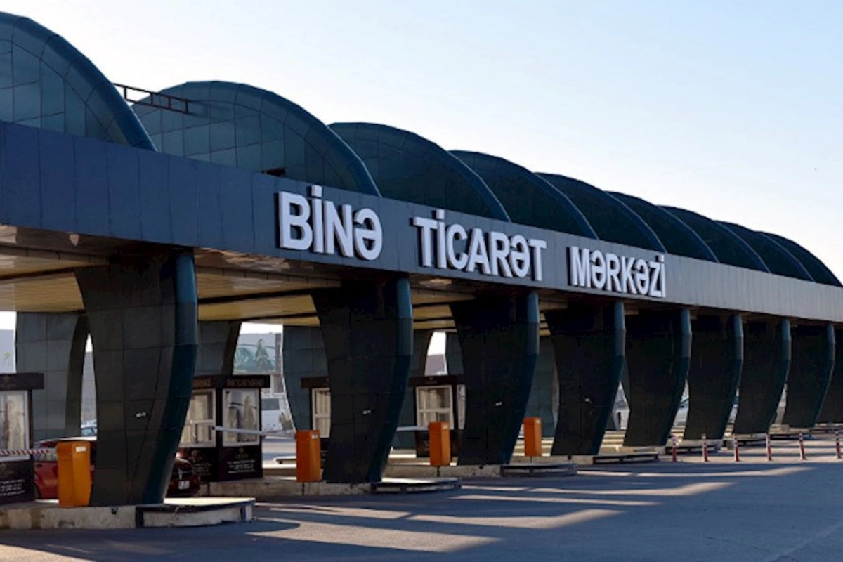 Binə Ticarət Mərkəzində YANĞIN