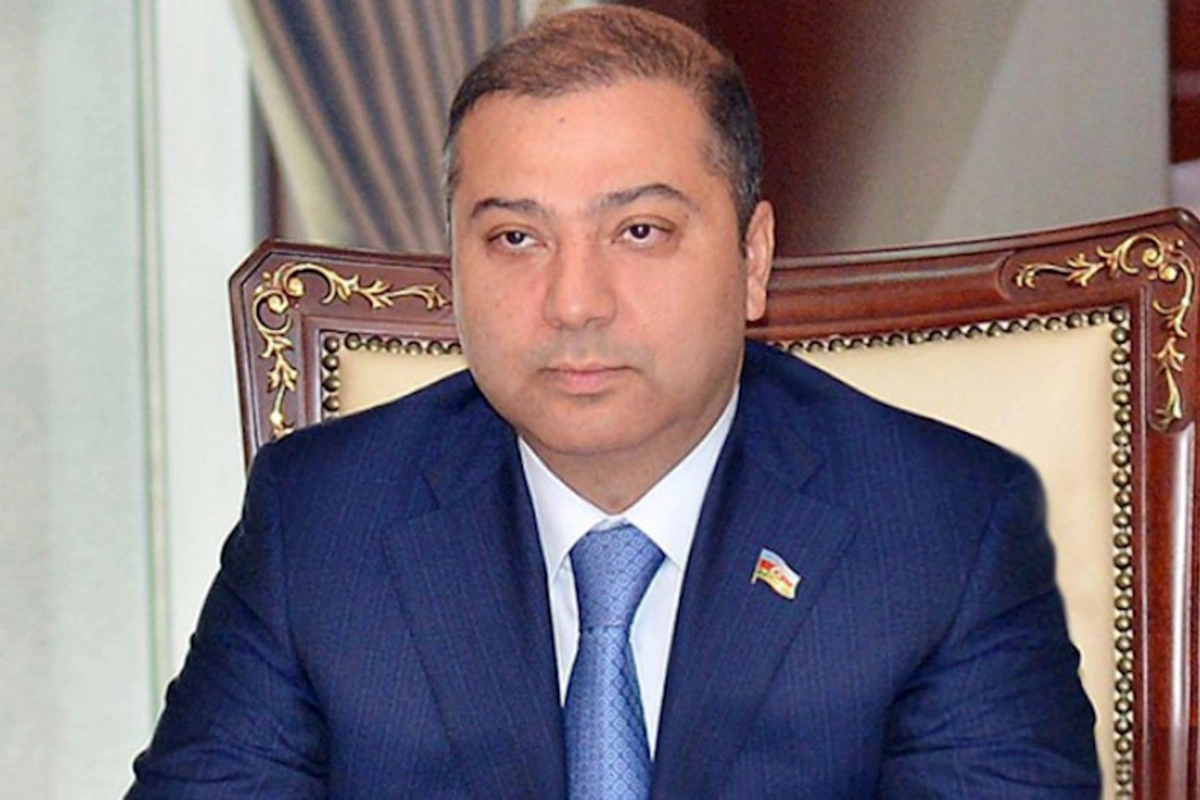 Hacı Salayev villasına 158 minlik lift istədi — Başına iş açdı