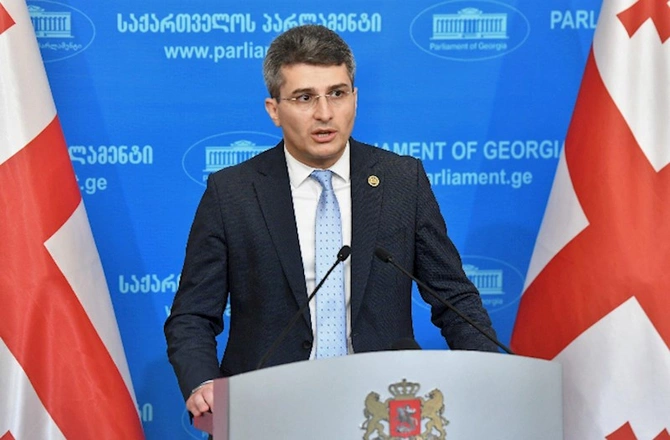 Gürcüstanın müstəqil siyasi xətt planı və xarici agentlər: Qərb Tbilisini inqilabla hədələyir — ŞƏRH