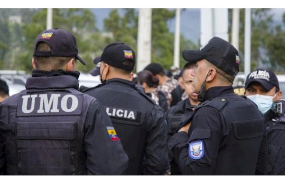 Ekvador polisi Meksika səfirliyinə basqın etdi