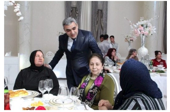 Şəhid ailələri və qazilər üçün iftar süfrəsi açıldı — FOTOLAR Şəhid ailələri və qazilər üçün iftar süfrəsi açıldı — FOTOLAR