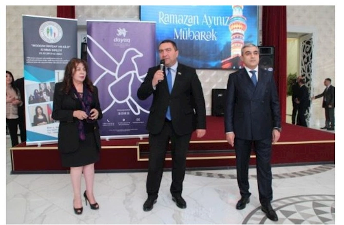 Şəhid ailələri və qazilər üçün iftar süfrəsi açıldı — FOTOLAR Şəhid ailələri və qazilər üçün iftar süfrəsi açıldı — FOTOLAR