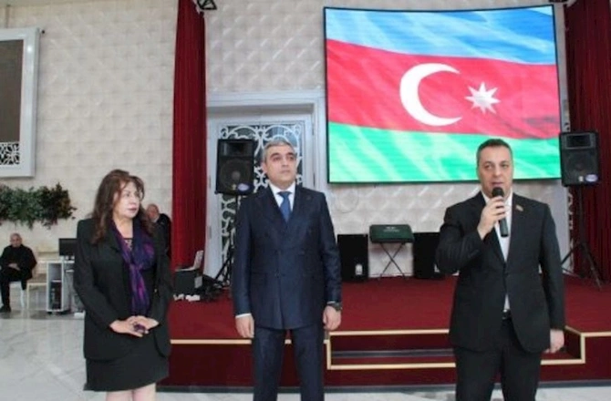 Şəhid ailələri və qazilər üçün iftar süfrəsi açıldı — FOTOLAR Şəhid ailələri və qazilər üçün iftar süfrəsi açıldı — FOTOLAR