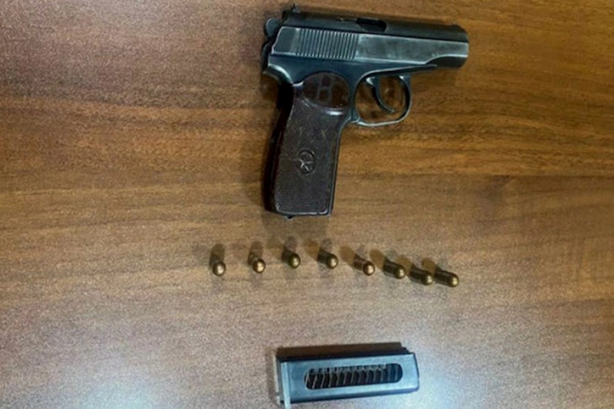 Binədə “Makarov”la gəzən şəxs saxlanıldı — VİDEO