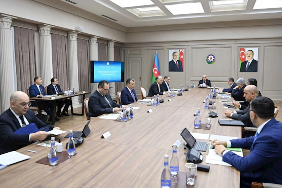 İqtisadi Şuranın növbəti iclası keçirilib