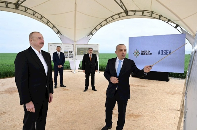 Prezident Hacıqabulda suvarma qurğuları kompleksi ilə tanış oldu — FOTOLAR