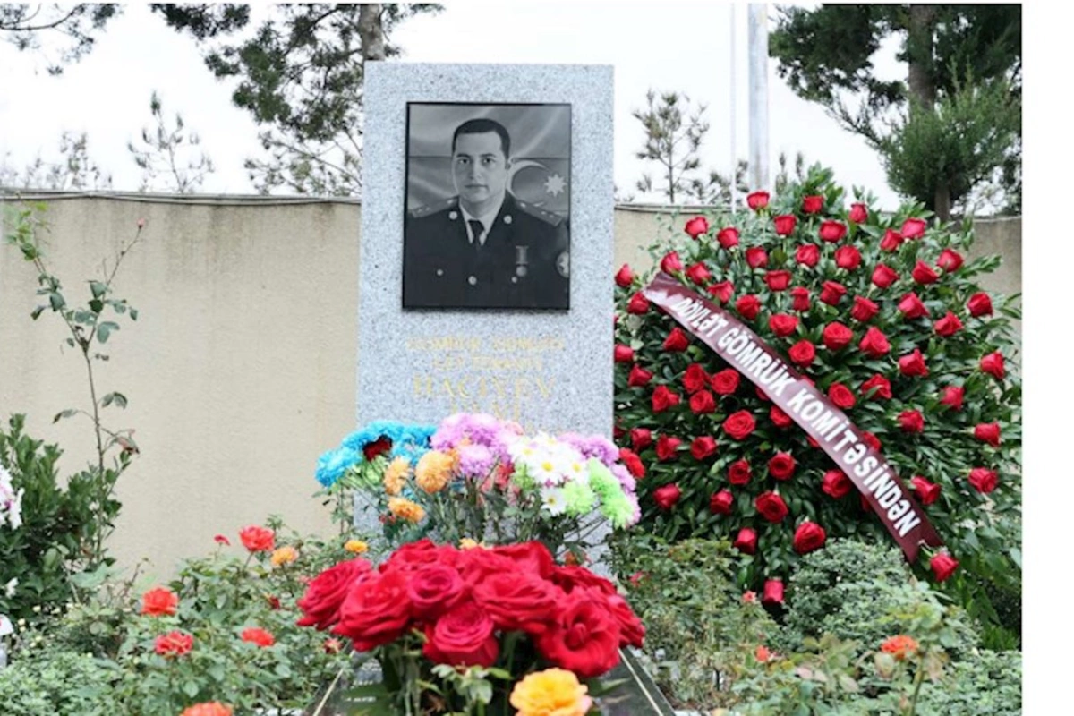 Dövlət Gömrük Komitəsi yanında İctimai şuranın üzvləri şəhid gömrük əməkdaşının ailəsini ziyarət ediblər — FOTOLAR