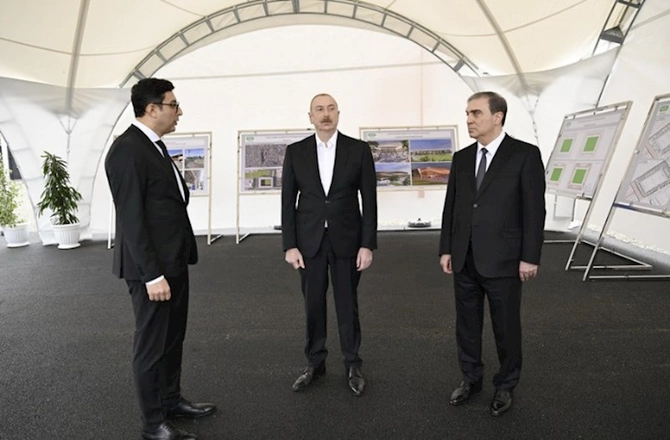Gəncə şəhər stadionunun təməli qoyuldu — FOTOLAR (YENİLƏNİB) Gəncə şəhər stadionunun təməli qoyuldu — FOTOLAR (YENİLƏNİB)